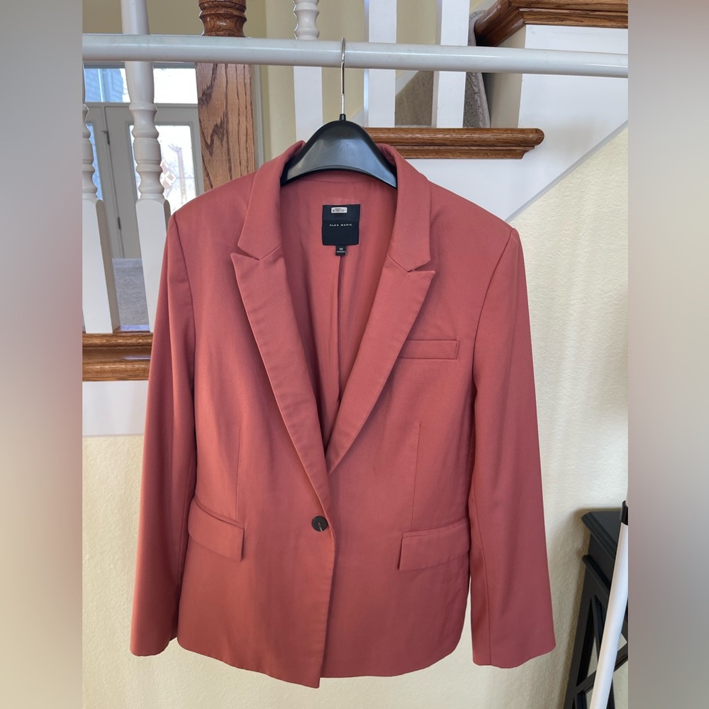 Alex Marie Brown Blazer Tailored Fit